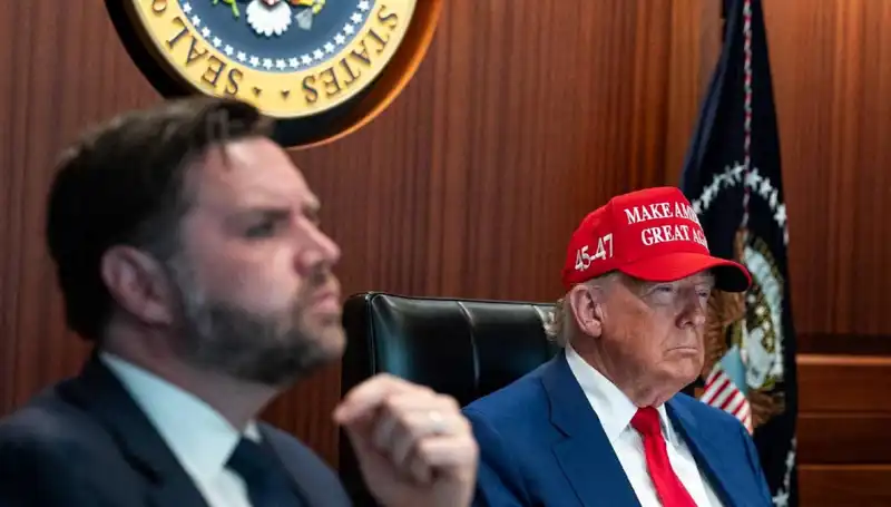 Trump’ın Azil Tasarısı Reddedildi: Siyasi Sonuçlar ve Yansımaları