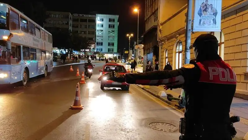 İstanbul’da Huzur İçin Yoğun Denetim Seferberliği Başlatıldı