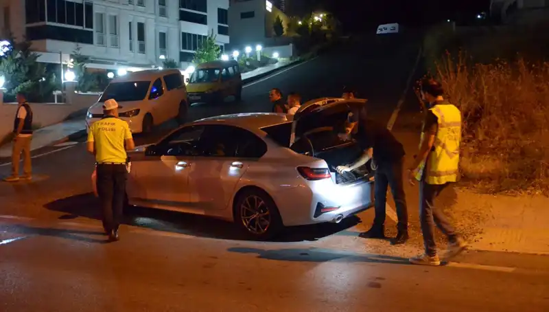 Edirne'de Kaçan Denetimlerden Kurtulmak İsteyenlere Gözaltı Uygulaması