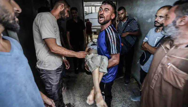 İsrail'in Gazze'de Bir Günde Gerçekleştirdiği Operasyon: 90 Filistinli Hayatını Kaybetti