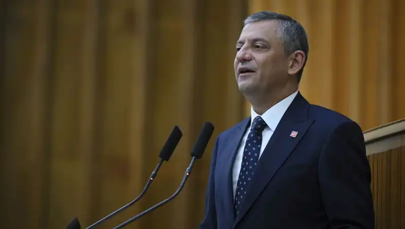 Özel'den CHP Kurultay Davasına Sert Tepki: Siyasi Mücadele Kızışıyor