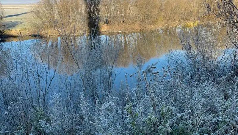 Kış Geldi: Gece Hava Sıcaklığı Eksi 10 Dereceye Düşerek Kırağı Oluşturdu