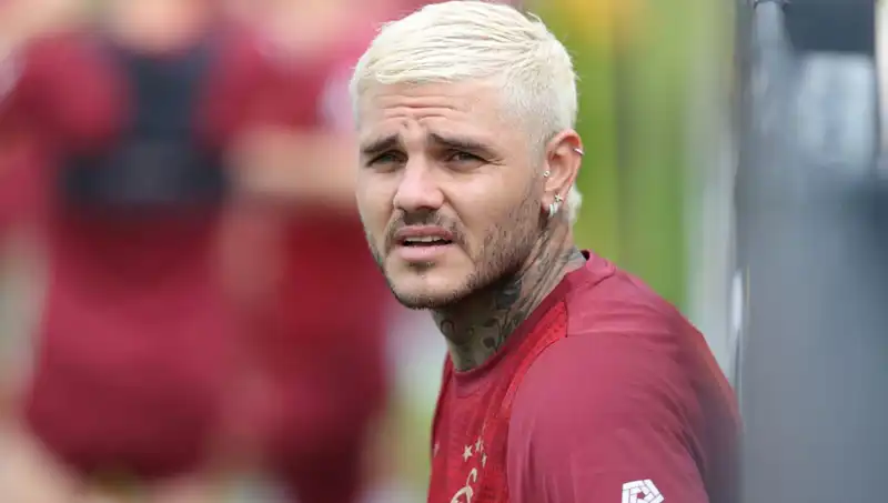 Icardi, Borçlarını Açıkladı: Osimhen ve Kerem Aktürkoğlu Hakkında Ne Dedi?
