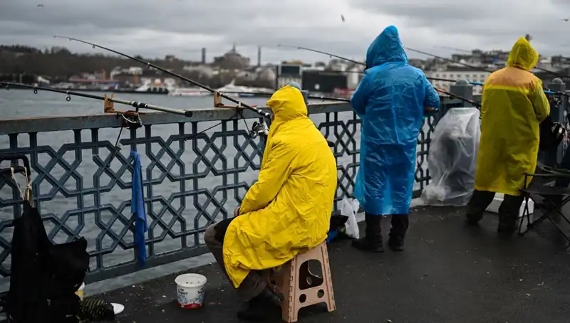 Meteoroloji'den Çarpıcı Uyarılar: Poyraz Rüzgarları Üşütecek, Sağanağa Hazır Olun!