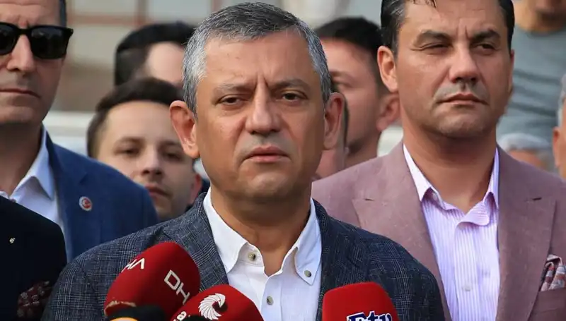 Özgür Özel'in Çarpıcı Açıklamaları: "Sandığı Ortadan Kaldırmak İstiyorlar!"