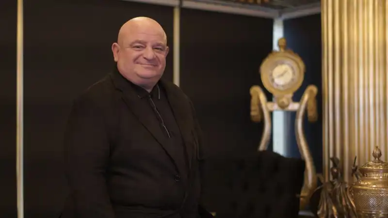 Moiz Mitrani: Tekstilden Finansa Yepyeni Bir Başarı Hikâyesi