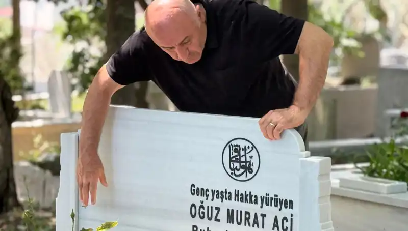 Aci Ailesinin Hüzünlü Babalar Günü: Anılarla Dolu Bir Hatıra