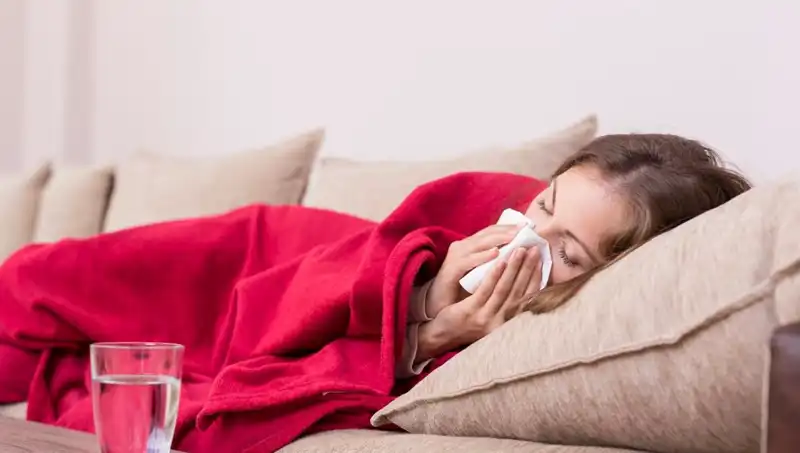 Sık Öksürük ve Burun Akıntısına Neden Olan 5 Vitamin Eksiği