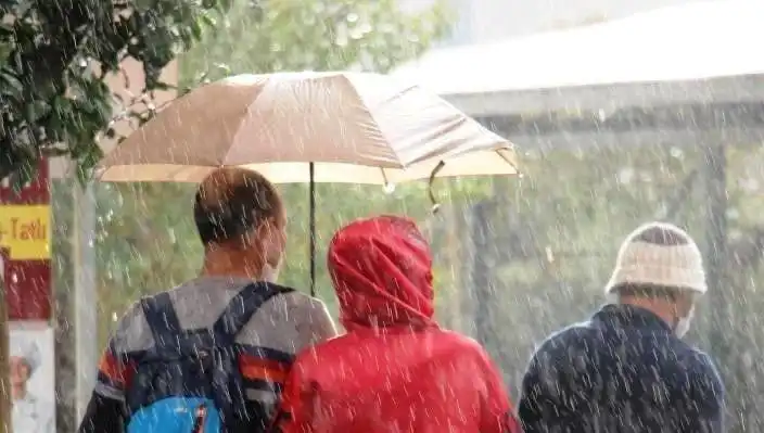 Aydın'da Sağanak Yağış Alarmı: Meteoroloji Uyardı, Hazırlıklarınızı Yapın!