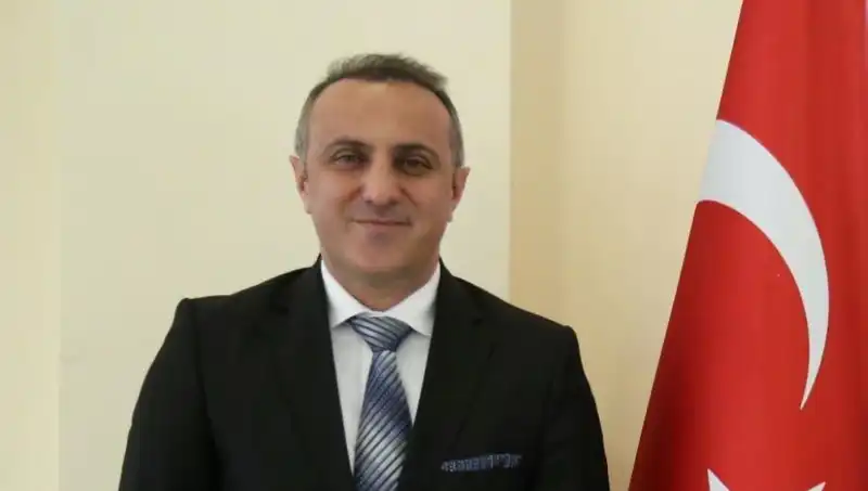 Gümüşhane Üniversitesi Rektörü Prof. Dr. Oktay Yıldız Kimdir? Eğitimdeki Başarıları ve Vizyonu