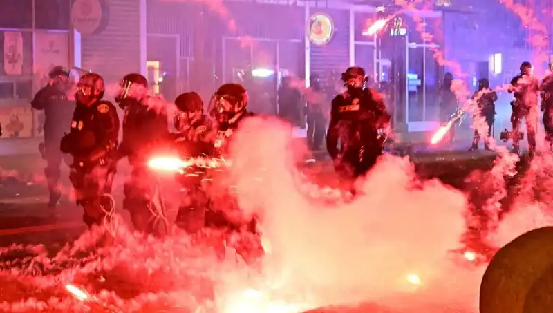 ABD'de Büyüyen İsyan: Los Angeles Protestoları Dalga Dalga Yayılıyor