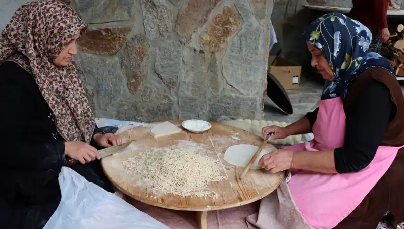 Pekmezden Ekonomik Sıçrama: Yıllardır Emek Verilen Bir Geçim Kaynağı