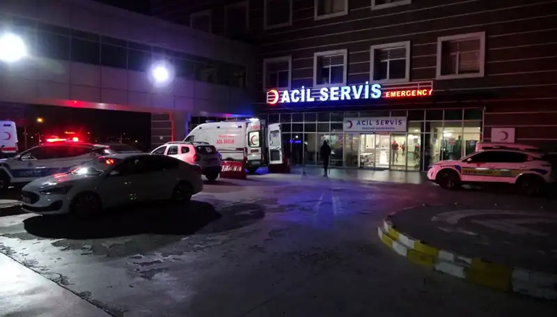 Motosikletli Polis Ekibi Üniversite Öğrencisine Çarptı: Korkunç Kaza!