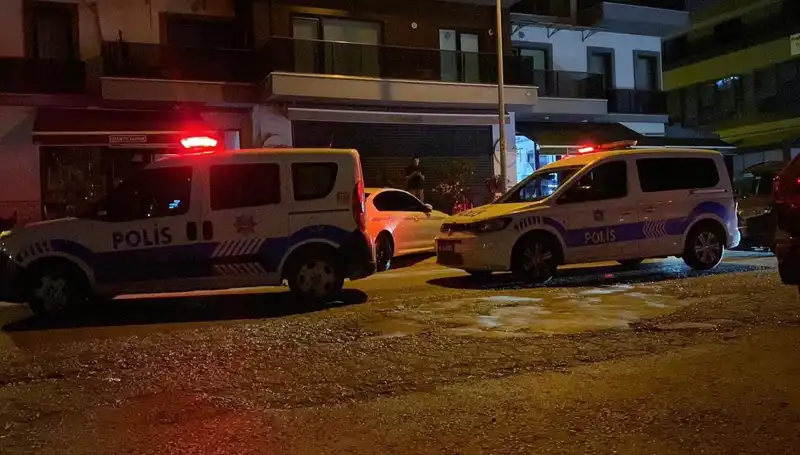 Kocaeli'de Gençler Arasında Bıçaklı Kavga: İki Yaralı, Olayın Perde Arkası Ne?