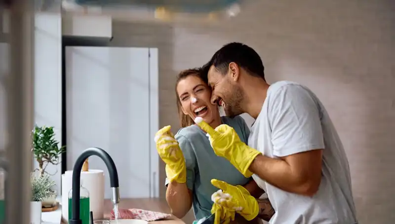 Çiftlerin Mutluluğunu Artıran Basit Alışkanlıklar: Psikologdan Öneriler