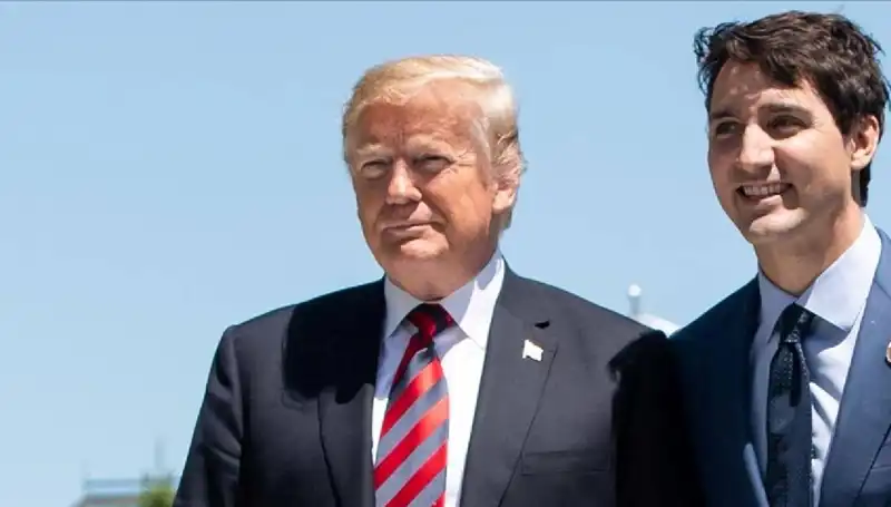 Trump'tan Kanada'ya Şok Tehdit: Yüzde 35 Vergi Düzeni Geliyor!