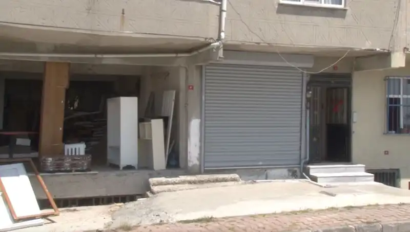 Bina Sahibi, Kiracıları İsyana Sürükledi: Ayakkabılar ve Kargolar Çalınıyor!