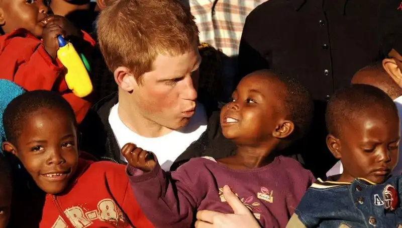 Prens Harry, 20 Yıl Sonra Afrika’da Kurduğu Kuruluştan Istifa Etti