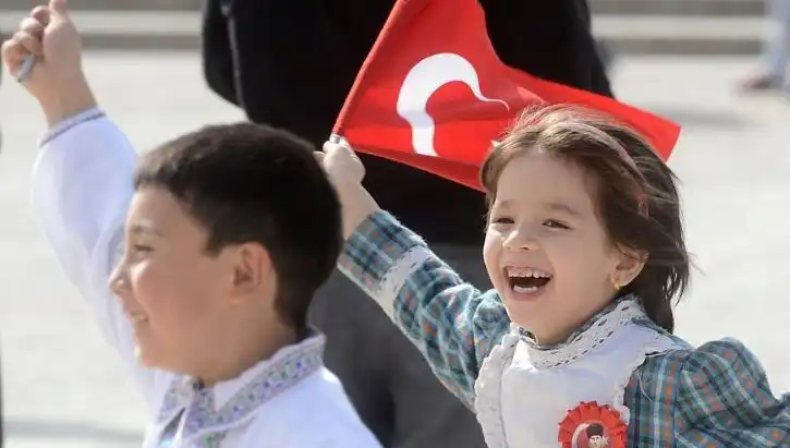 23 Nisan Ulusal Egemenlik ve Çocuk Bayramı’nda Tatil Uygulamaları Açıklandı!