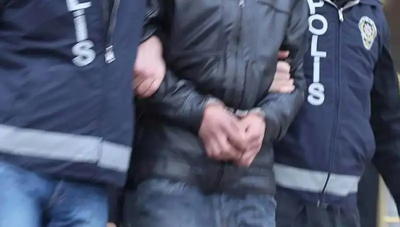 Türkiye’nin 30 İlinde FETÖ Operasyonu: 65 Kişi Tutuklandı