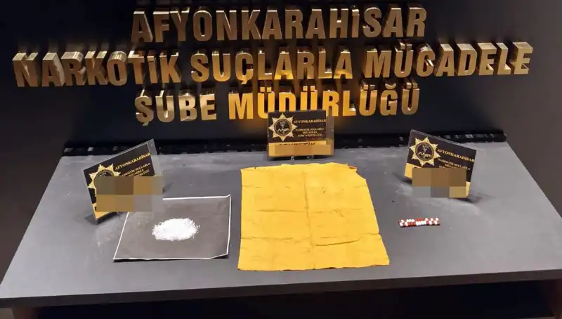 Afyonkarahisar'da Uyuşturucu Operasyonunda 3 Kişi Tutuklandı!