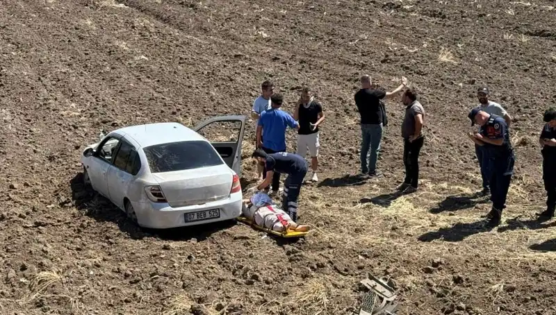 Osmaniye'de Otomobil Tarlaya Uçtu: Yaralıların Durumu Critik!