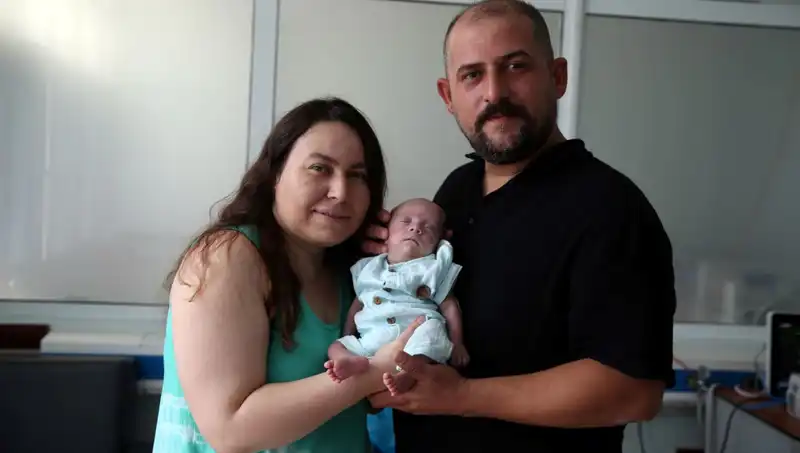 800 Gram Doğduğu İçin Hayata Tuttu: 5 Aylık Bebeğin Müthiş Hikayesi