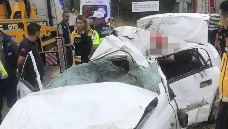 Tokat’ta Trafik Kazası: Otomobil Devrildi, Sürücü Hayatını Kaybetti!
