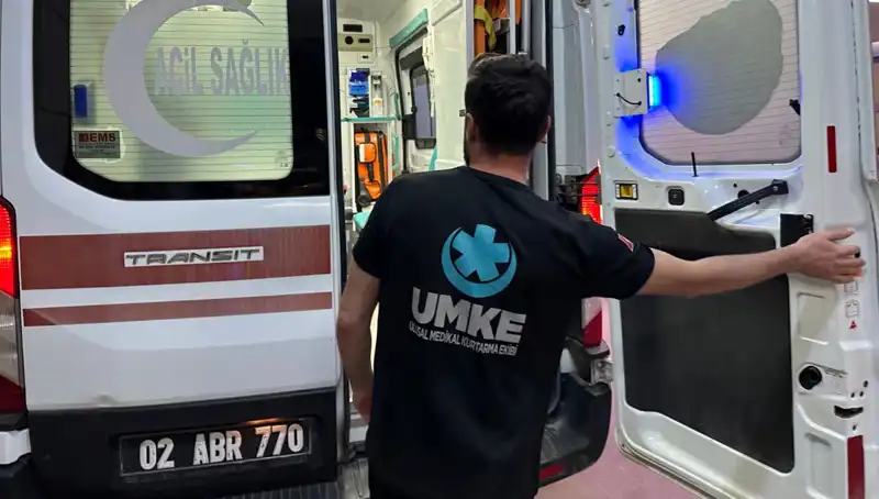 Etek Tekere Dolandı, Bisiklet Kaza Yaptı: Anbean Eşsiz Anlar