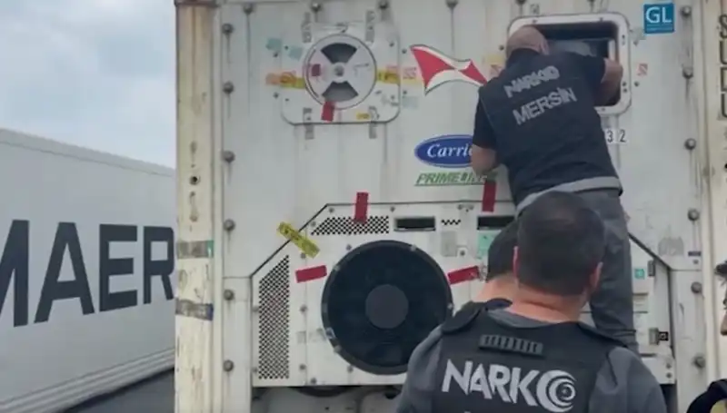 Mersin'de Dev Uyuşturucu Operasyonu: 3 Ton Narkotik Ele Geçirildi!