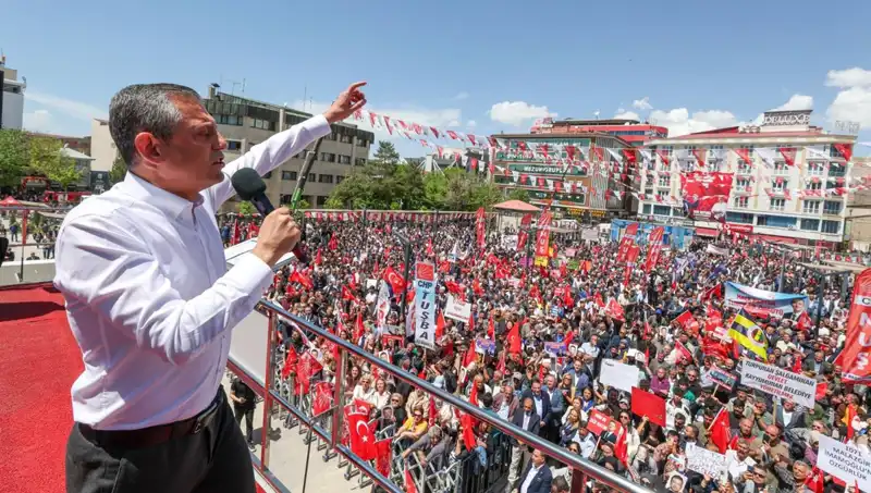 Özgür Özel: Örgütün Silah Bırakması İçin Yoğun Destek Veriyoruz