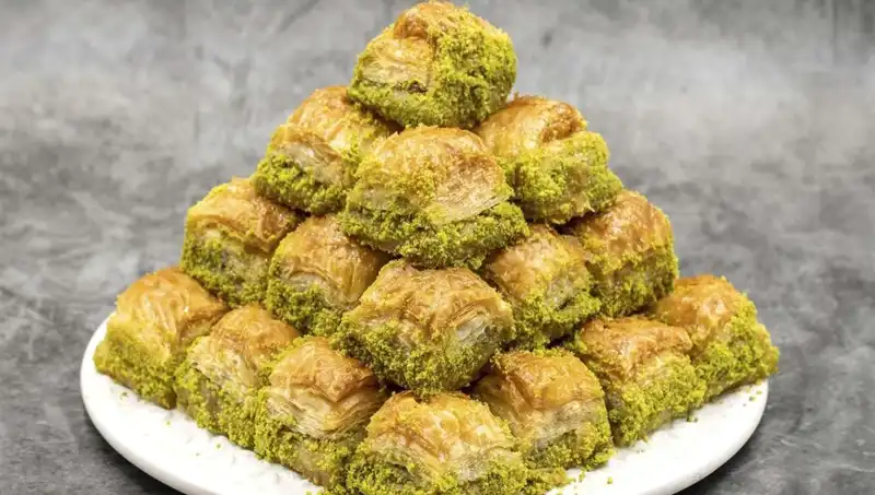 Baklavadan Çıkan Bakteri Şok Etti: Uzmanlardan Ölüme Dikkat Çekici Uyarı!