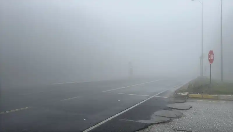 Bolu Dağı’nda Yoğun Sis, Görüş Mesafesini Tehdit Ediyor!
