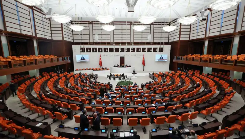 Meclis Başkanı Seçimi: Türkiye'nin Geleceğini Belirleyecek Oylama Yarın Gerçekleşiyor!