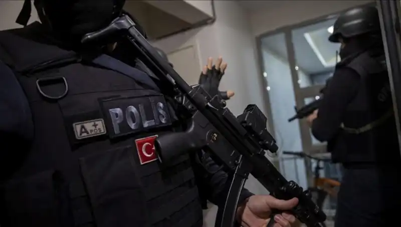 Türkiye Genelinde DAEŞ Operasyonları: 89 Şüpheli Yakalandı