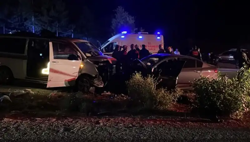 Ters Yön Faciası: Kafa Kafaya Çarpışma Sonrası Can Kaybı ve Yaralılar
