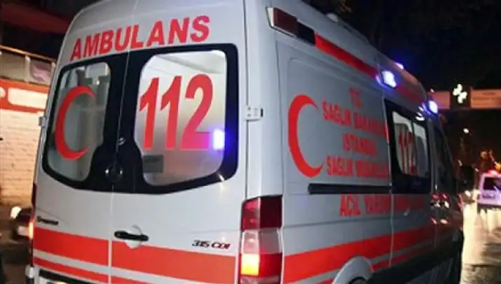 Afyonkarahisar'da Feci Otomobil Kazası: 1 Kişi Hayatını Kaybetti, 3 Yaralı